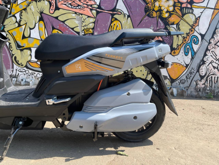 Электрический скутер Тур-Эндуро GT Tank 60AH 72V серый