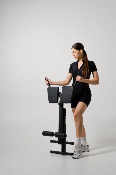 Гиперэкстензия чёрная