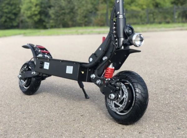 Электросамокат Currus M10  с демфером