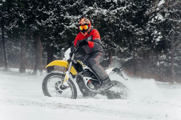 Электромотоцикл SUR-RON Storm Bee E (Enduro)